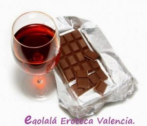 vino-y-chocolate-la-combinación-en-egolala-eroteca-valencia